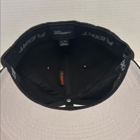 Rolls-Royce Black Flexfit Cap - Picture 5 of 6